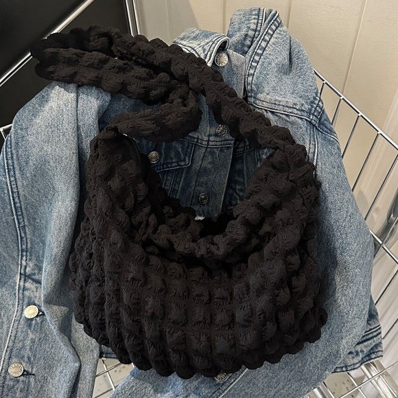 Minimalist Quilted Puffer Medium Size Shoulder Crossbody Bag Set - Picture 2 of 14